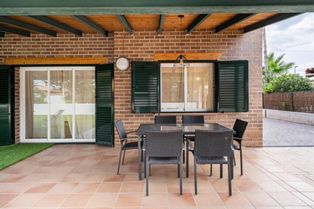 Holiday Home Valencia Riba Roja De Turia Bagian luar foto