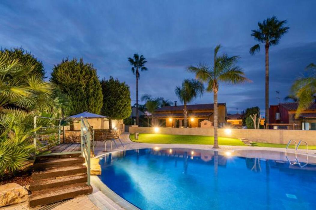 Holiday Home Valencia Riba Roja De Turia Bagian luar foto
